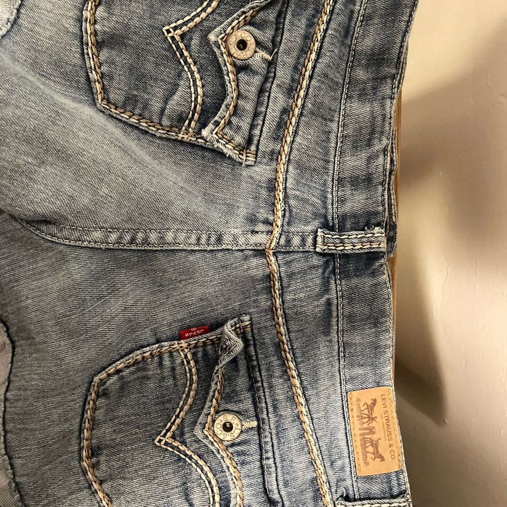 Levi’s shorts size 14 reg - Picture 3 of 3